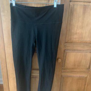 LuLu Lemon Wunder Under 7/8 Black Leggings, 12